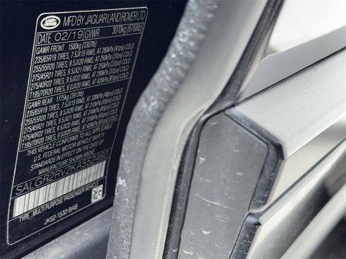 Used 2019 Land Rover Range Rover image 60