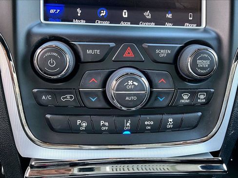 Used 2018 Jeep Grand Cherokee Trackhawk w/ Trailer Tow Group IV AWD/4WD image 31