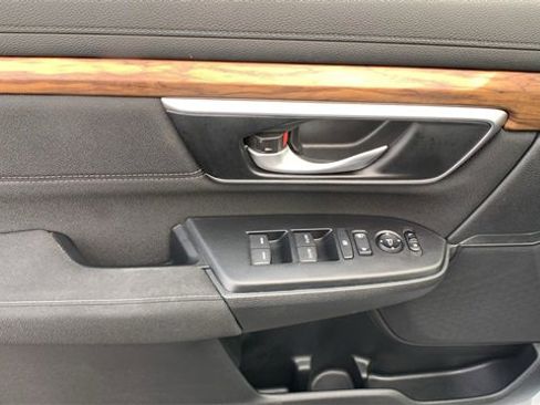 Used 2022 Honda CR-V EX image 10