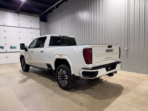 Used 2024 GMC Sierra 2500 Denali Ultimate AWD/4WD image 6