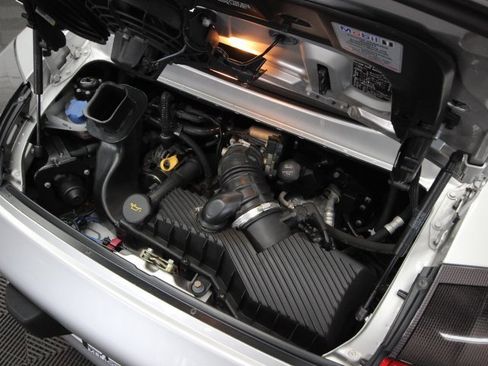 Used 2004 Porsche 911 Carrera 4S image 6