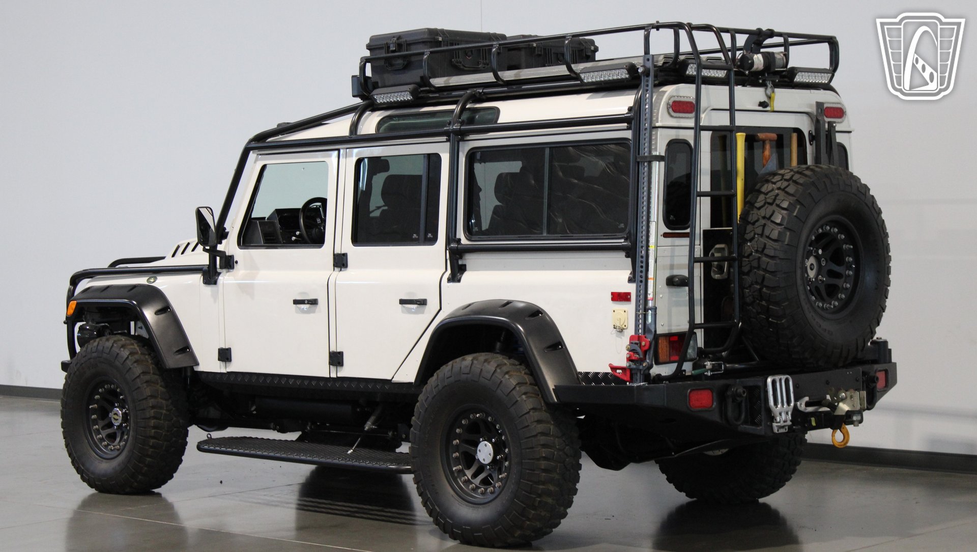 Used 1993 Land Rover Defender 110 AWD/4WD image 30