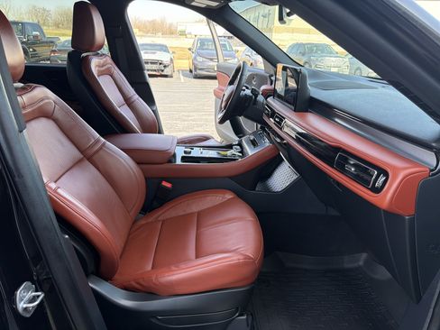 Used 2025 Lincoln Aviator Reserve w/ Jet Appearance Package image 55