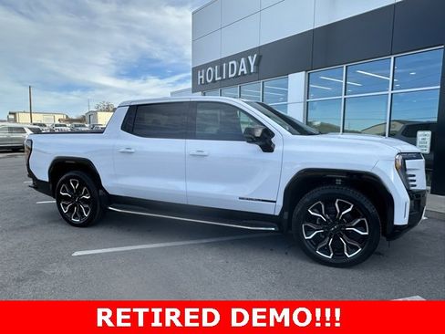 New 2025 GMC Sierra EV Denali image 2