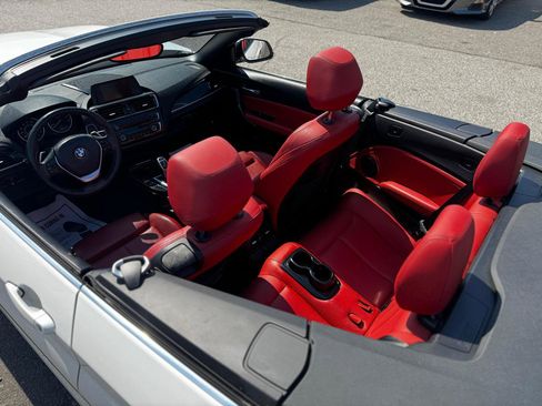 Used 2017 BMW 230i Convertible image 6