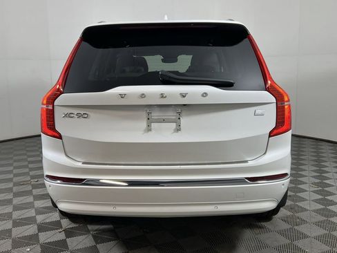 Used 2024 Volvo XC90 T8 Plus w/ Protection Package Premier image 9