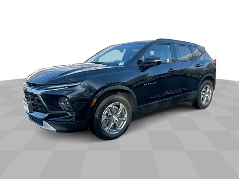 Certified 2023 Chevrolet Blazer LT AWD/4WD image 5
