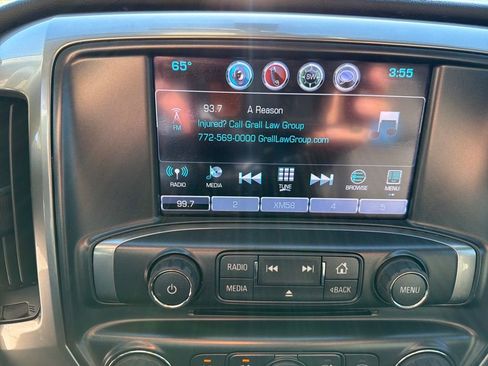 Used 2018 Chevrolet Silverado 1500 LT w/ All Star Edition image 27