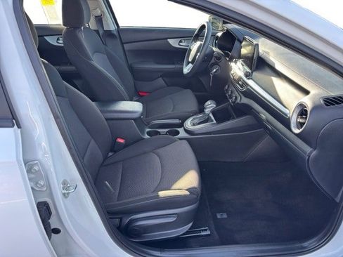 Certified 2023 Kia Forte LXS image 11