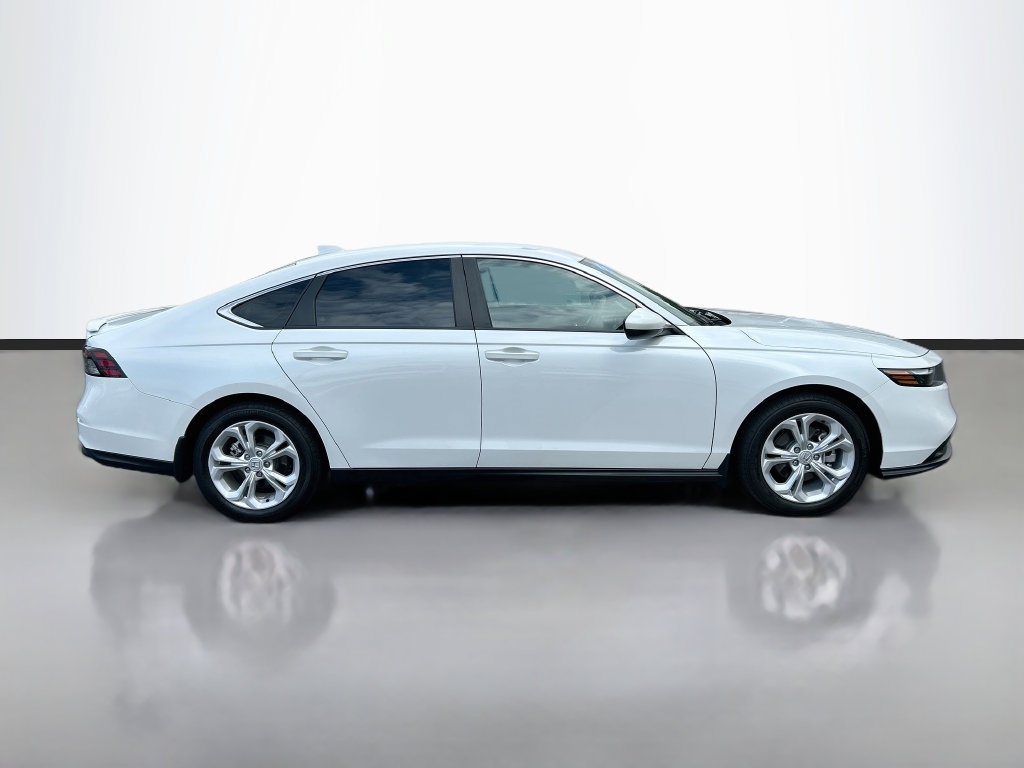 Certified 2025 Honda Accord LX image 4