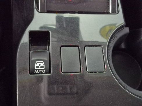 Used 2020 Toyota 4Runner Nightshade image 17