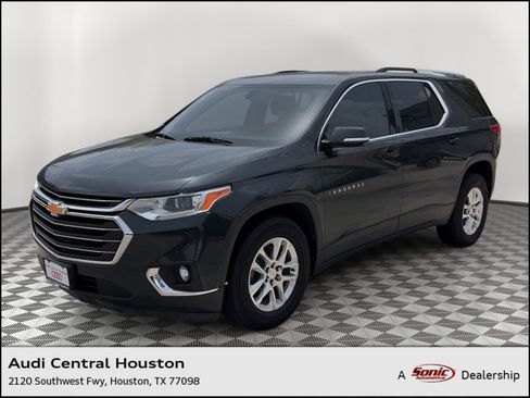 Used 2018 Chevrolet Traverse LT FWD image 1