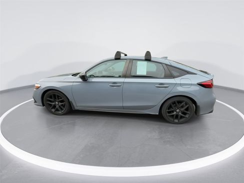 Used 2022 Honda Civic Sport image 4