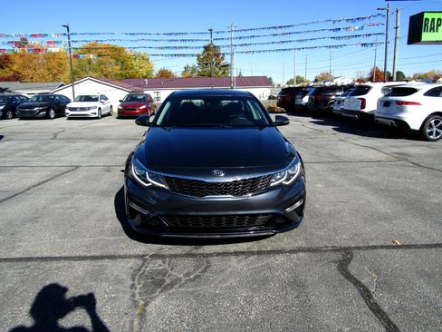 Used 2020 Kia Optima LX image 2