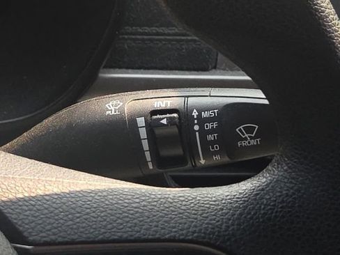 Used 2018 Kia Optima LX FWD image 38