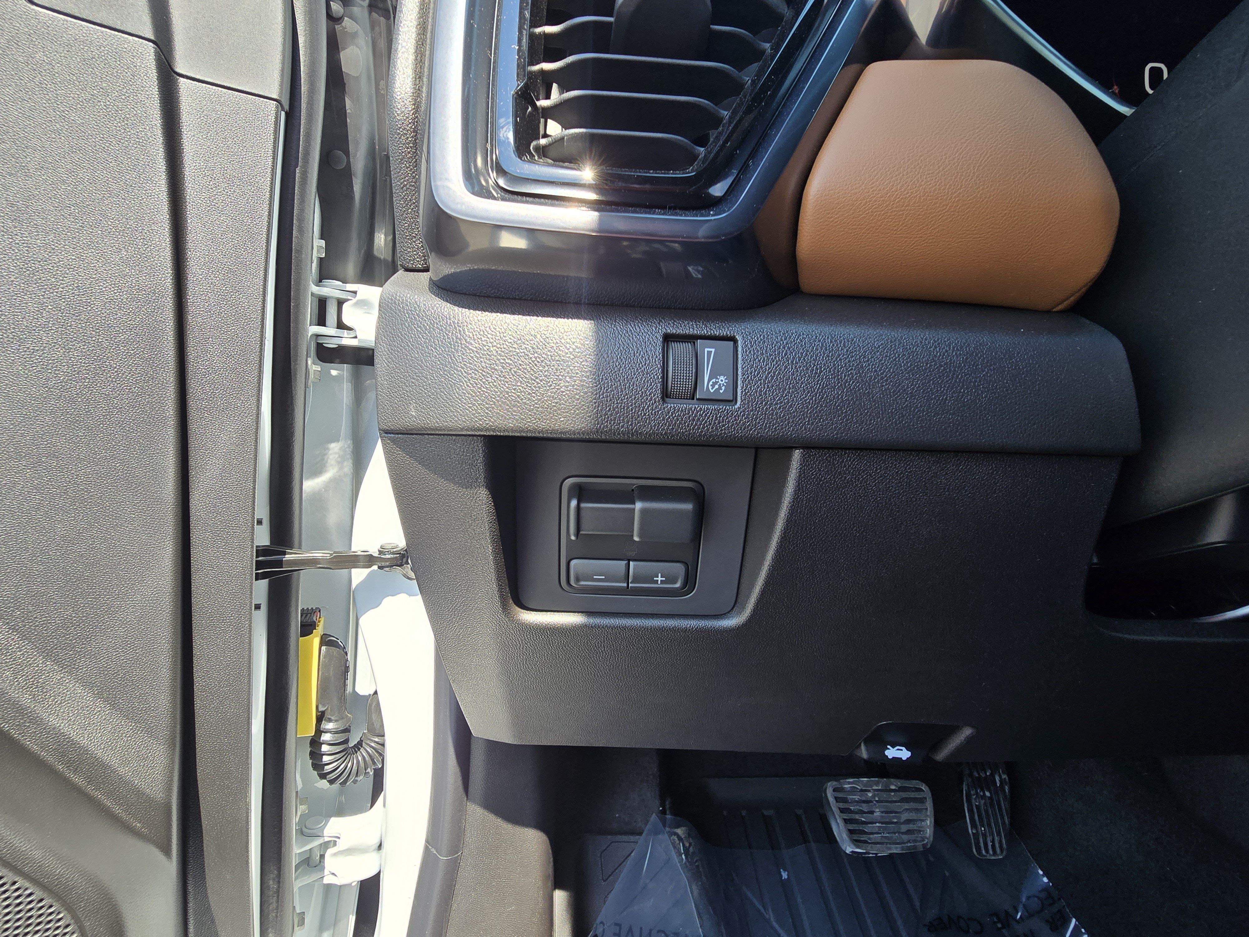 New 2026 GMC Canyon AT4 w/ Technology Plus Package AWD/4WD image 41