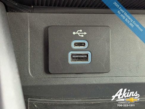 Used 2025 Ford Mustang Coupe RWD image 20
