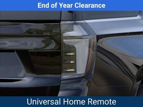 New 2025 Chevrolet Suburban High Country image 12