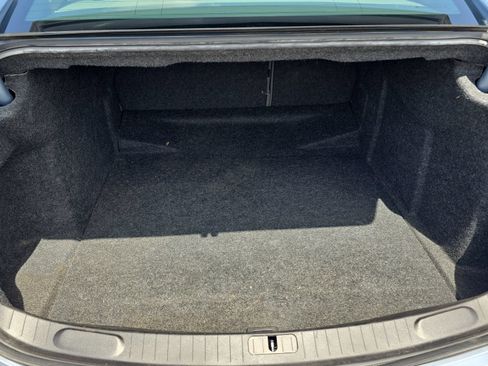 Used 2014 Chevrolet Impala LTZ FWD image 29
