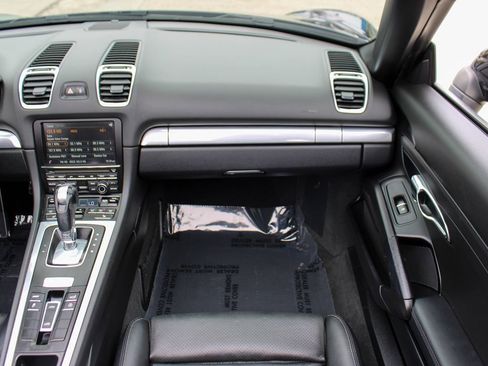 Used 2015 Porsche Boxster S RWD image 22