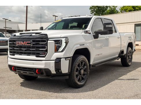 Used 2026 GMC Sierra 2500 AT4 w/ AT4 Premium Plus Package AWD/4WD image 4