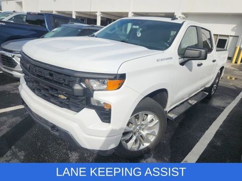 Used 2023 Chevrolet Silverado 1500 Custom image 3