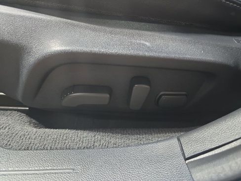 Used 2018 Subaru Outback 2.5i Limited AWD/4WD image 30