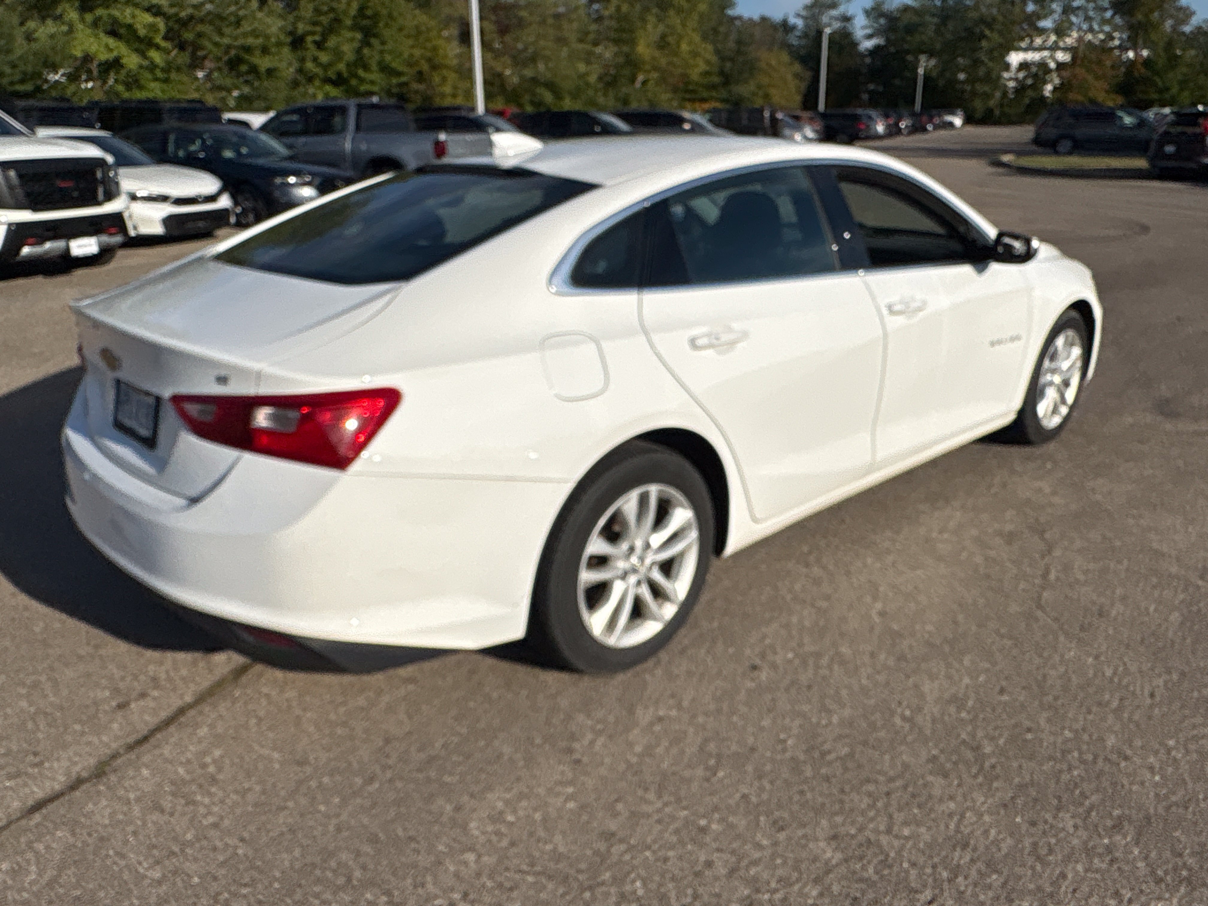 Used 2016 Chevrolet Malibu LT FWD image 19