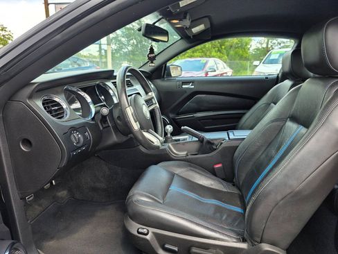 Used 2011 Ford Mustang GT Premium w/ 401A Rapid Spec Order Code RWD image 8