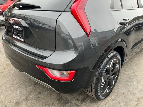Used 2023 Kia Niro Wind FWD image 72