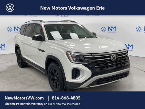 New 2026 Volkswagen Atlas Peak Edition image 5