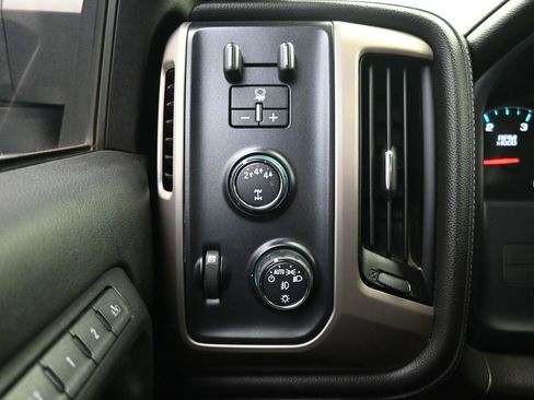 Used 2017 GMC Sierra 2500 Denali w/ Duramax Plus Package image 25