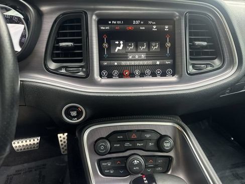 Used 2017 Dodge Challenger R/T Scat Pack RWD image 23