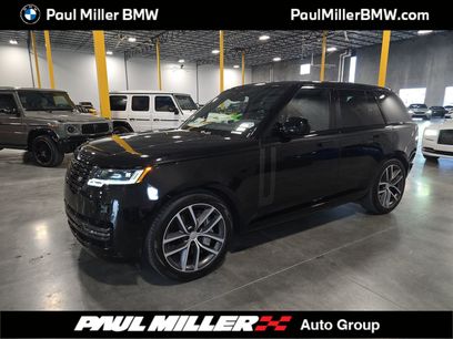 Used 2025 Land Rover Range Rover SE