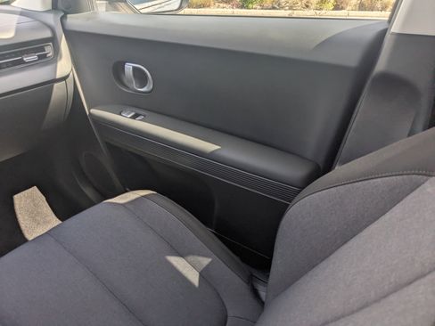 Used 2024 Hyundai Ioniq 5 SEL image 21