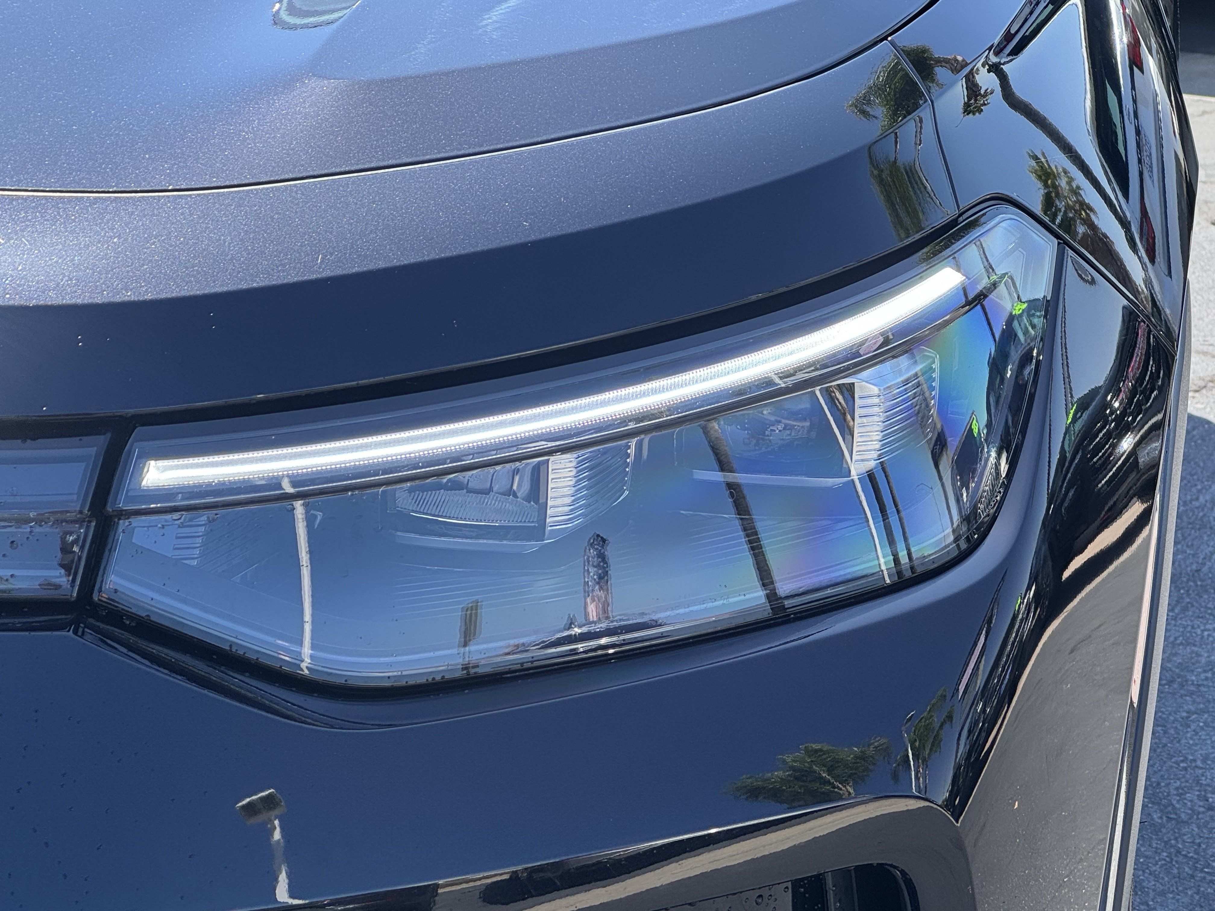 Certified 2025 Volkswagen Tiguan S FWD image 5
