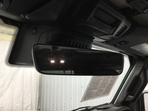 Used 2024 Jeep Wrangler Rubicon image 19