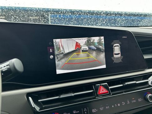 Used 2023 Kia Niro Wave FWD image 17