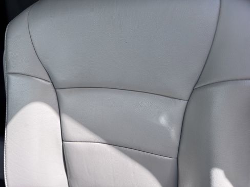 Used 2021 Honda Pilot Touring image 15