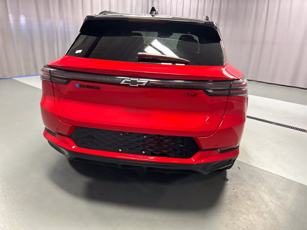 Used 2024 Chevrolet Equinox EV RS FWD image 6