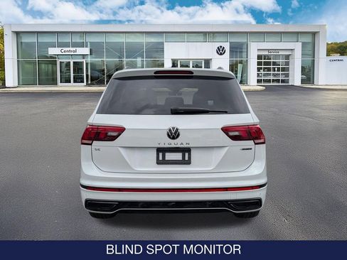 Used 2023 Volkswagen Tiguan SE R-Line image 7