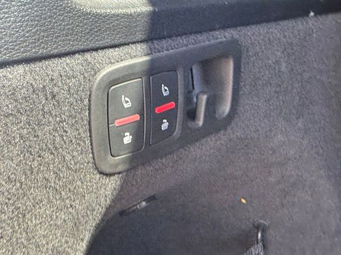 Used 2023 Audi Q7 3.0T Premium Plus AWD/4WD image 24