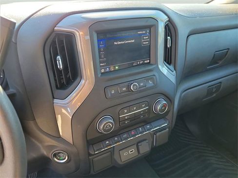 Used 2024 Chevrolet Silverado 1500 Custom image 22
