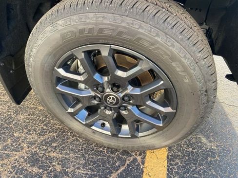 New 2026 Toyota Tundra Platinum AWD/4WD image 9