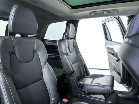 Used 2023 Volvo XC90 B6 Ultimate image 24
