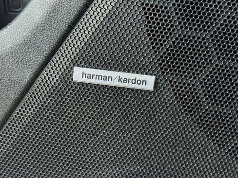 Used 2022 Subaru Crosstrek 2.5i Limited w/ Moonroof Package 2 image 4