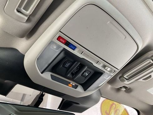 Used 2022 Subaru Forester Limited image 18