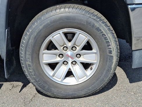 Used 2016 GMC Sierra 1500 SLE w/ SLE Value Package image 9