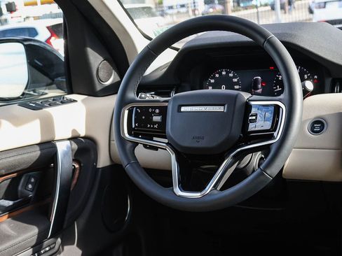 Used 2024 Land Rover Discovery Sport S image 26