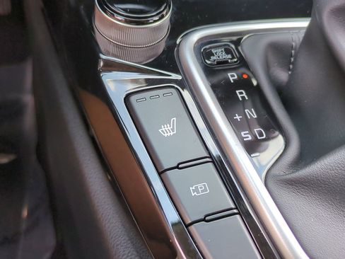 Used 2024 Kia Seltos EX FWD image 23